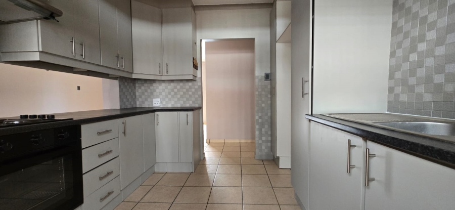 3 Bedroom Property for Sale in Flamwood North West